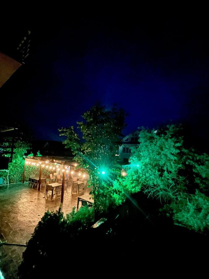 Hotel Sweet Navodari Exterior photo